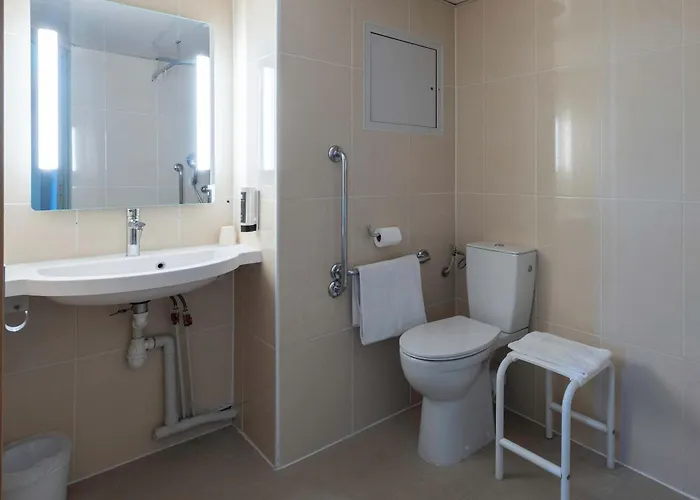 B&B HOTEL Beauvais Allonne 