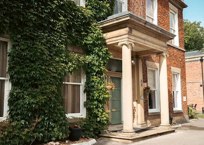Farington Lodge Hotel