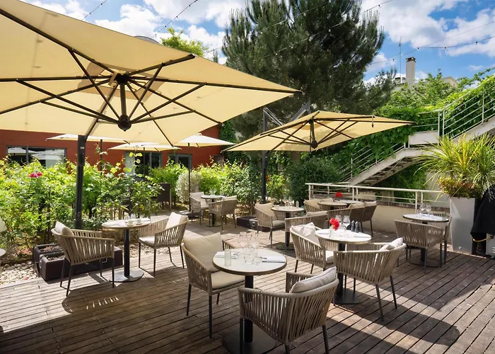 Doubletree By Hilton Paris Boulogne
