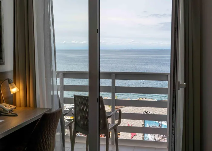 Barbara Piran Beach Hotel