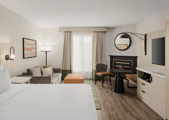 Le Parc Gatineau, Tapestry Collection By Hilton
