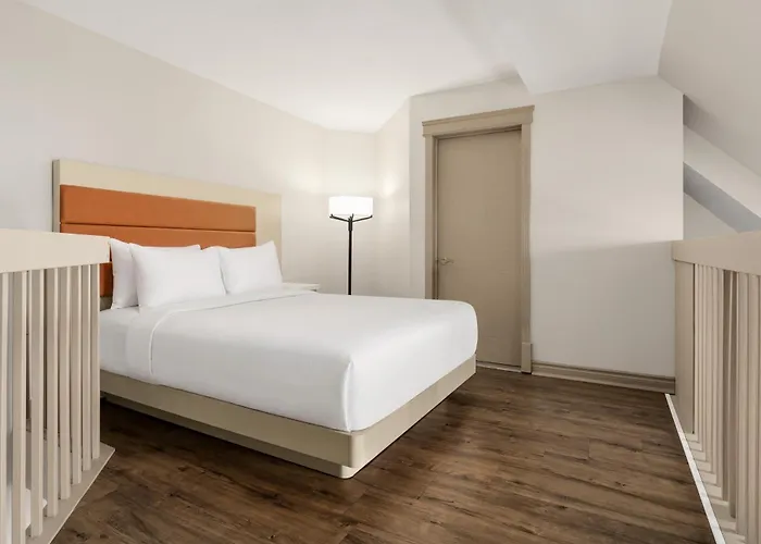 Ramada Plaza by Wyndham Gatineau/Manoir du Casino