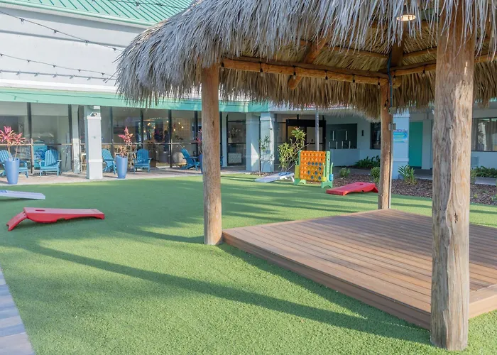 Beachside Hotel&Suites