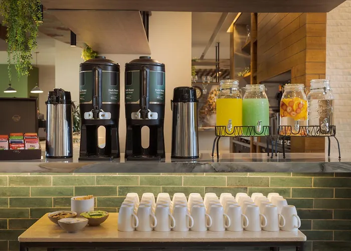 Hyatt Place San Jose Pinares
