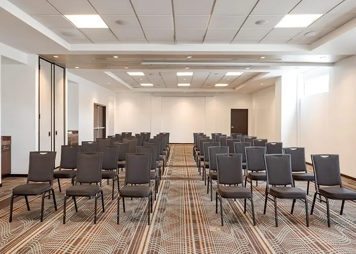 Hyatt Place San Jose Pinares