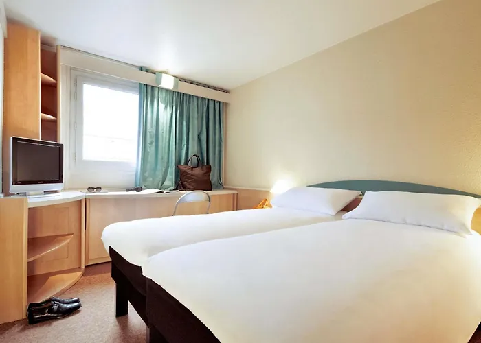 Ibis Tours Sud