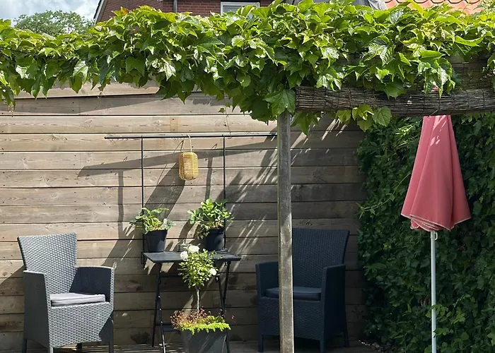Bed&Breakfast 28 appartement met ruime tuin Assen