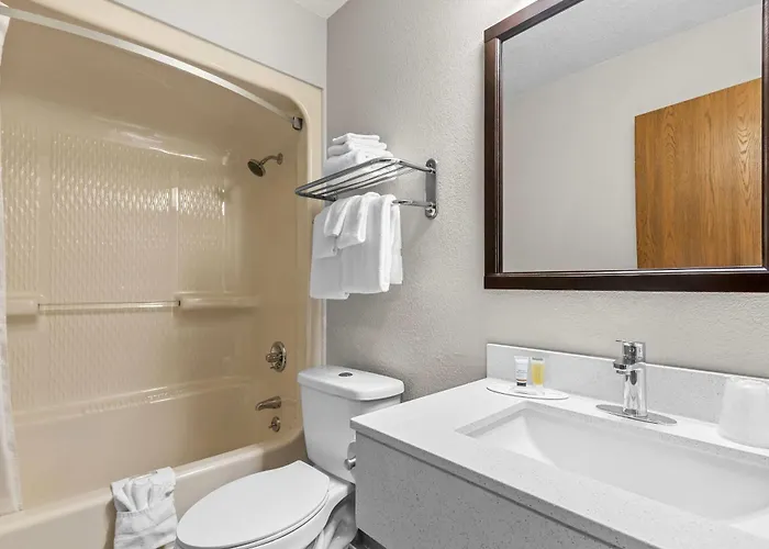 Days Inn By Wyndham Alpena