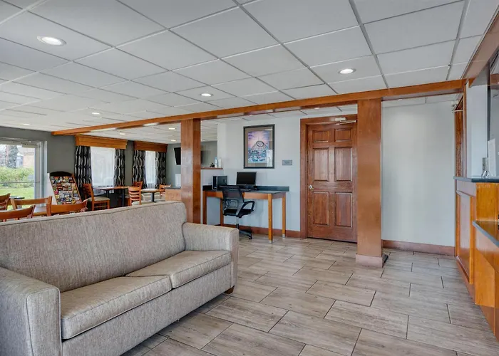 Surestay Hotel By Best Western Bowling Green North