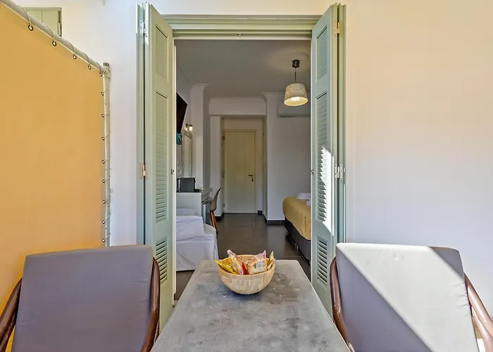 Kamelia Hotel