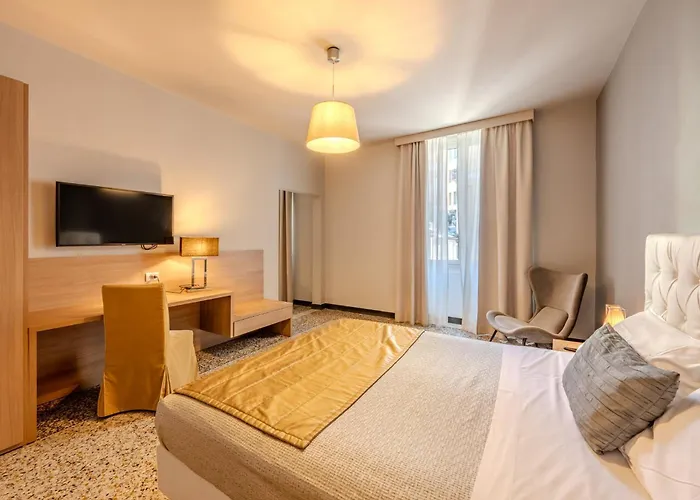Hnn Luxury Suites