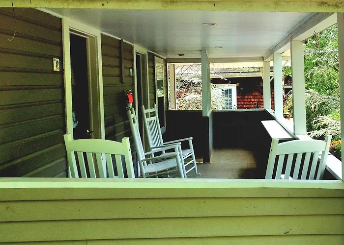 Mckinley Edwards Inn Bryson City