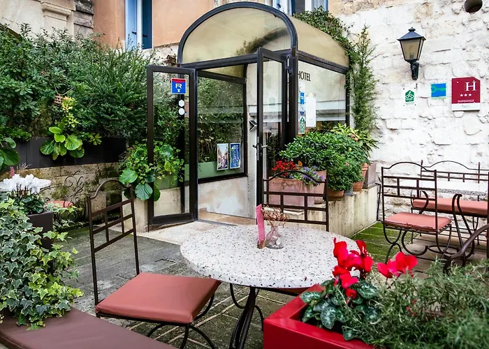 Hotel La Muette Arlés