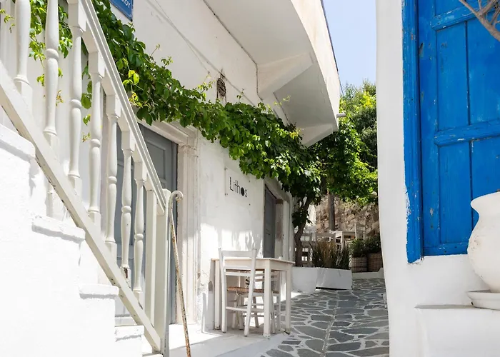 Lagos Mare Hotel