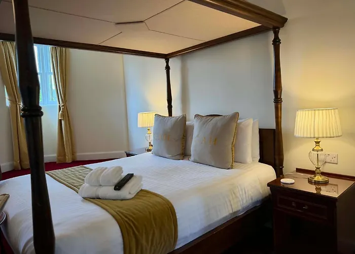 Grant Arms Hotel