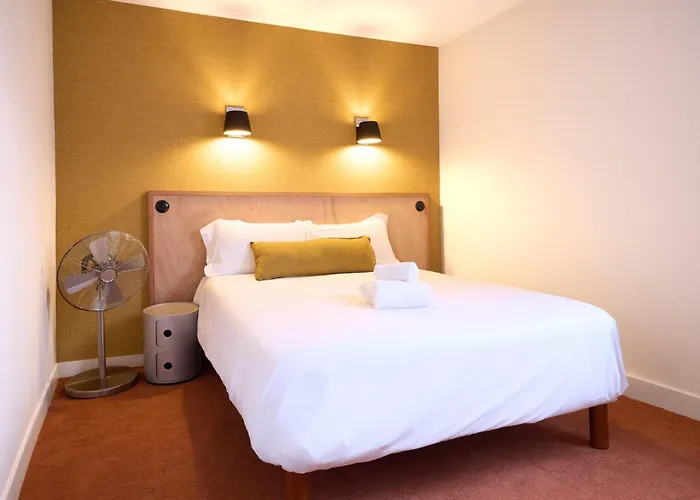 Hôtel Henri IV La Rochelle 