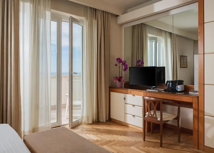 Grand Hotel & Riviera