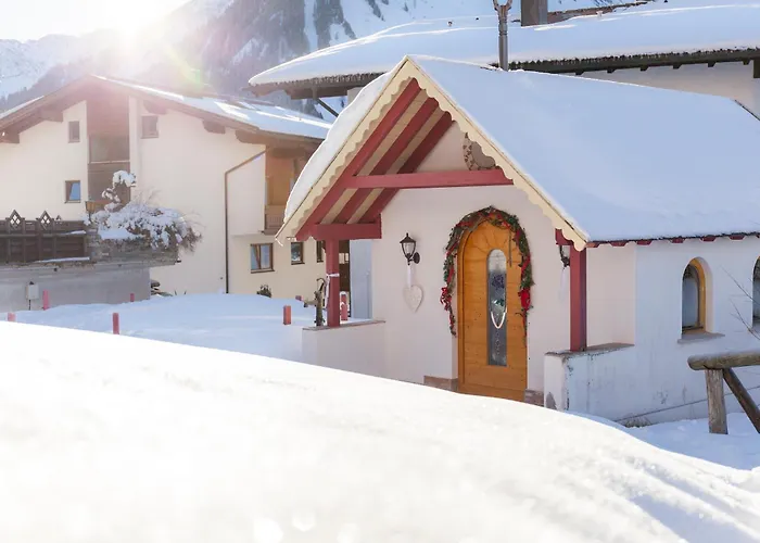 Familotel Kaiserhof - Families Only Berwang