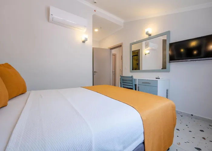 Tonoz Beach Hotel
