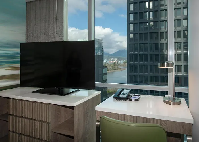 Coast Coal Harbour Vancouver Hotel By Apa