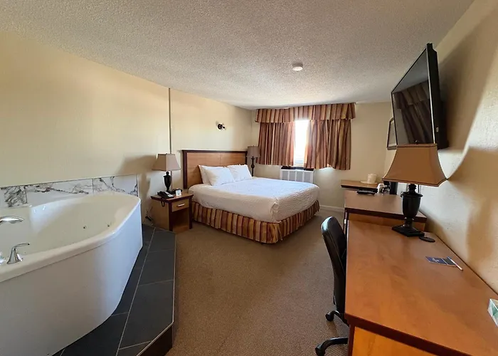 Park West Inn