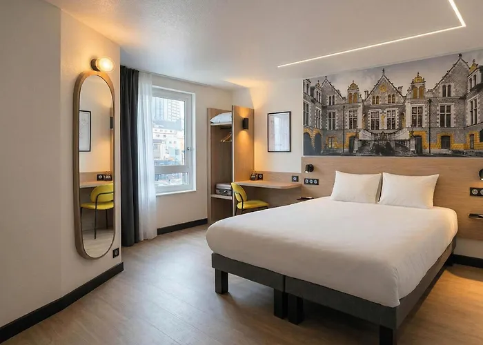 B&B HOTEL Orléans Centre Foch