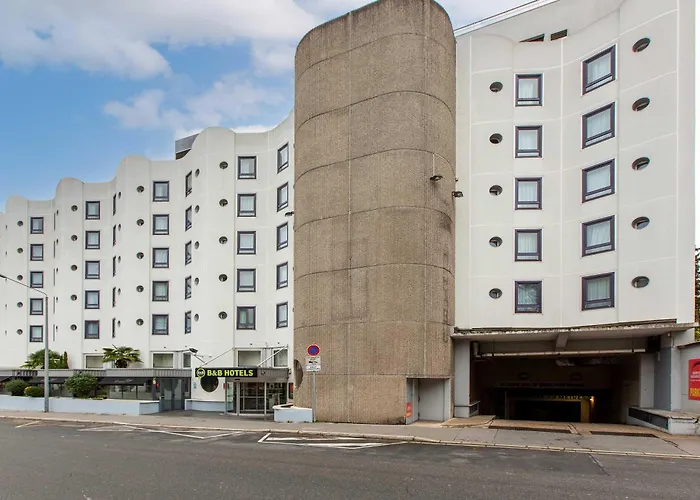 B&B Hotel Orleans Centre Foch