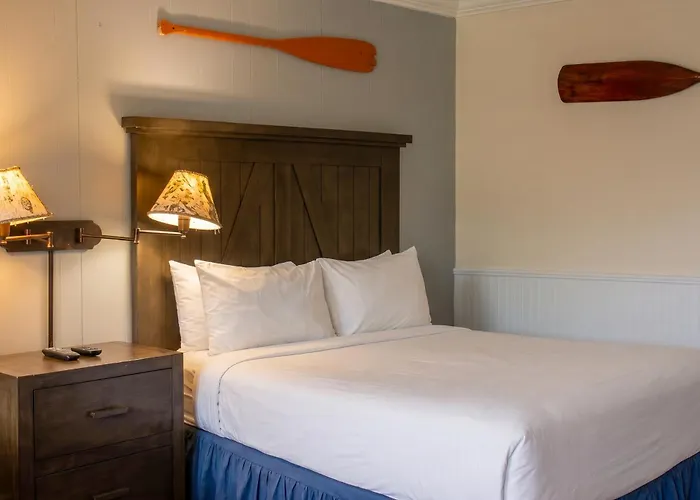 Gauthier'S Saranac Lake Inn