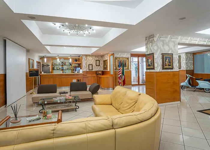 Hotel Max Aversa
