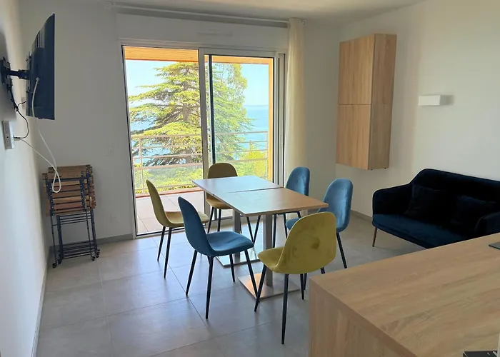 Hotel-Club Du Domaine D'Aiguebelle, Ussim Vacances