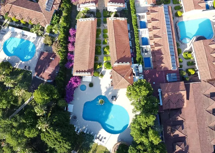 Aydos Hotels & Breeze Restaurant
