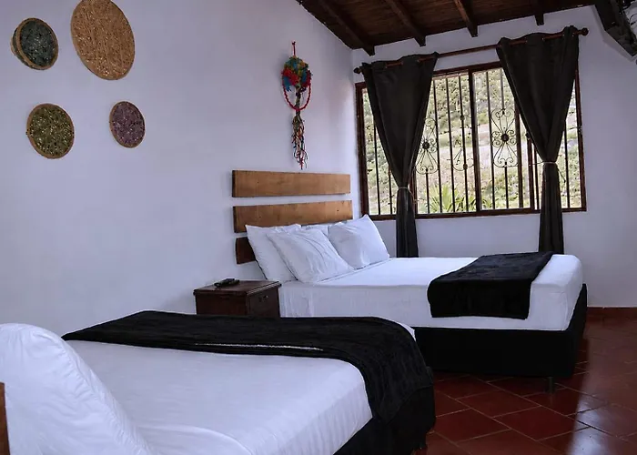 Hotel Campestre Palmas Del Zamorano