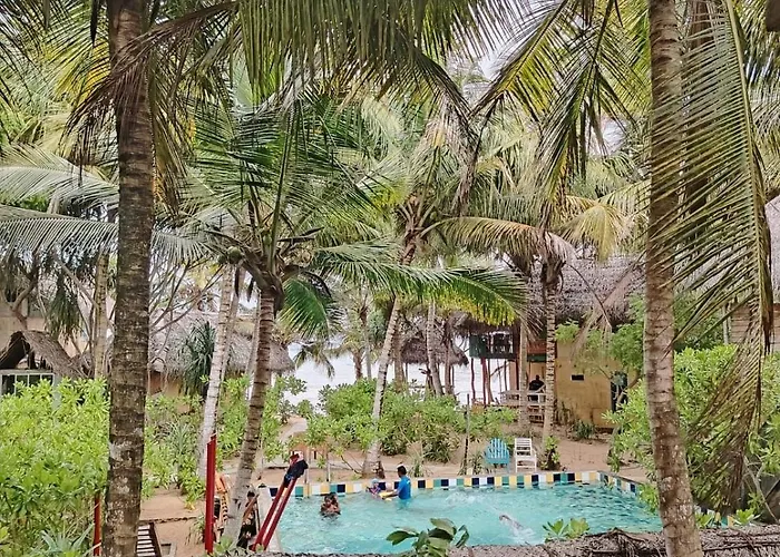 The Alpha Monkey Hotel & Tree House