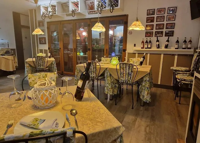 Hotel Rural Villaromana De Tres Estrellas