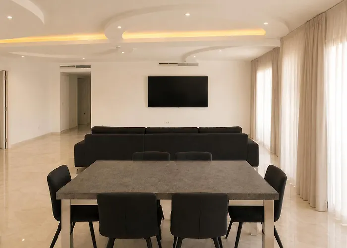 B51 Executive Flats Marbella