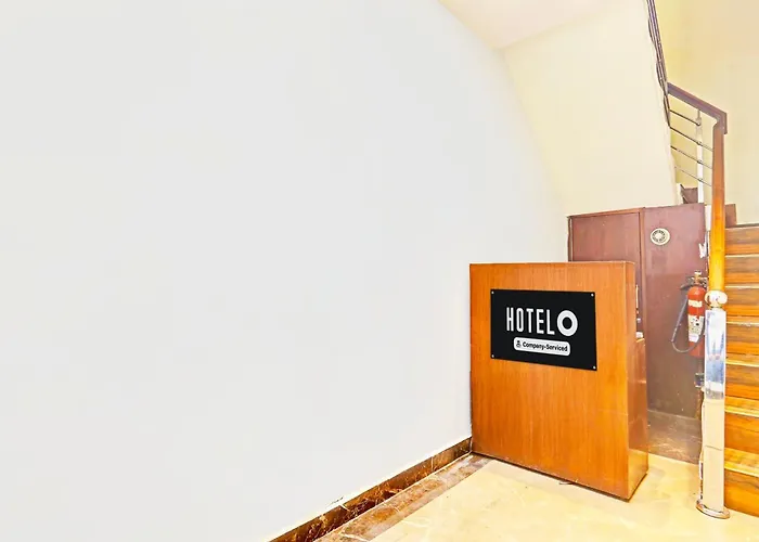 Hotel O By Oyo Sector 45 Formerly Manyavar