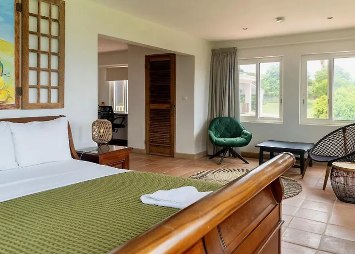 Quill Gardens Boutique Hotel