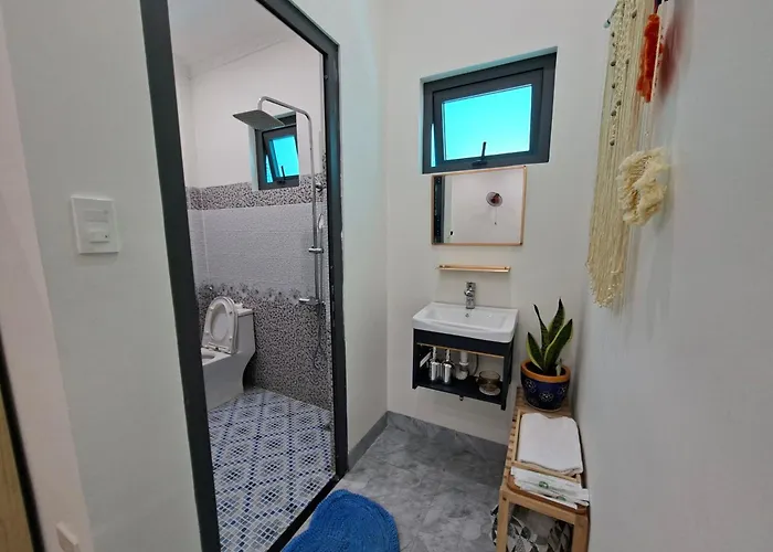 Ánh Dương Homestay - Coastal stop - Just 2 mins walking to Eo Gio