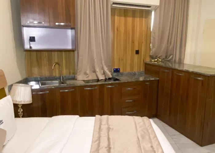 Providha Hotel & Suites