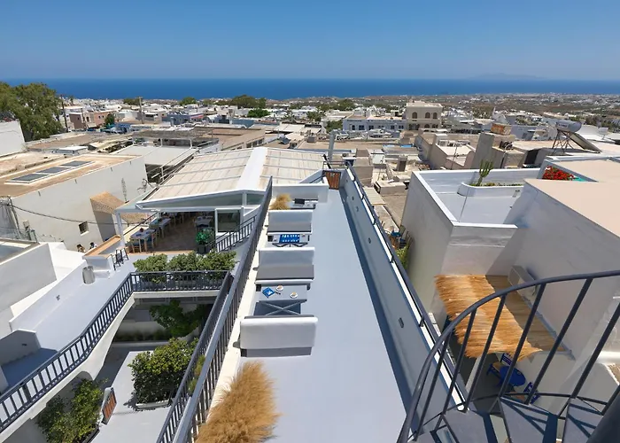 Tatakis Design Hotel With Rooftop Caldera Views