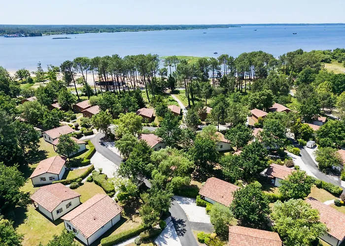 Les Cottages Du Lac Parentis-en-Born