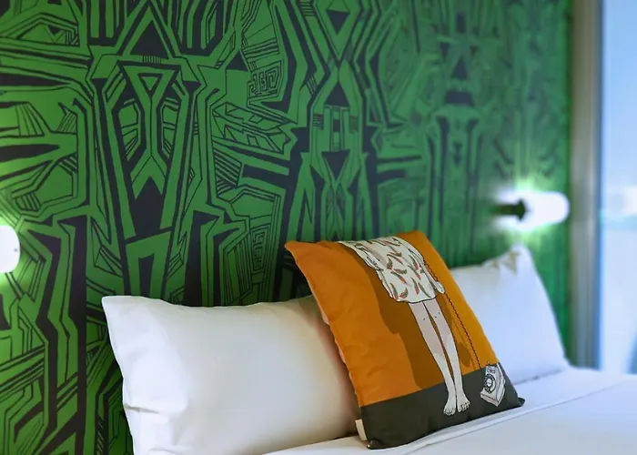 Majestic Minima Hotel