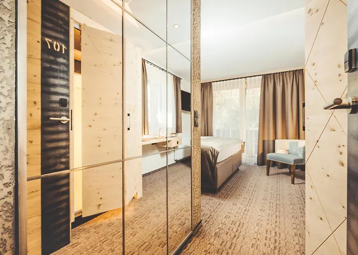 Hotel Bergkristall Zillertal - Adults Only