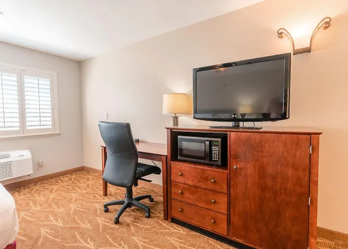 Governors Inn Hotel