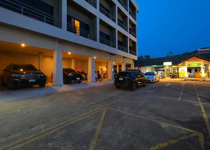 C & N Hotel Patong, Phuket