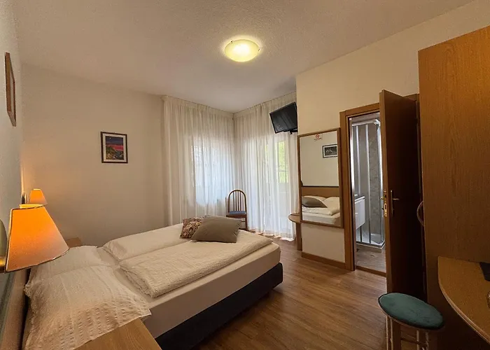Hotel Garnì Ai Serrai