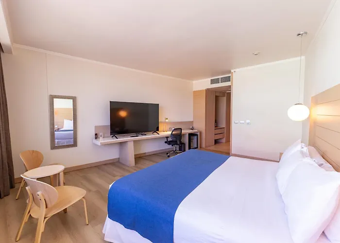 Wyndham Concepcion Pettra