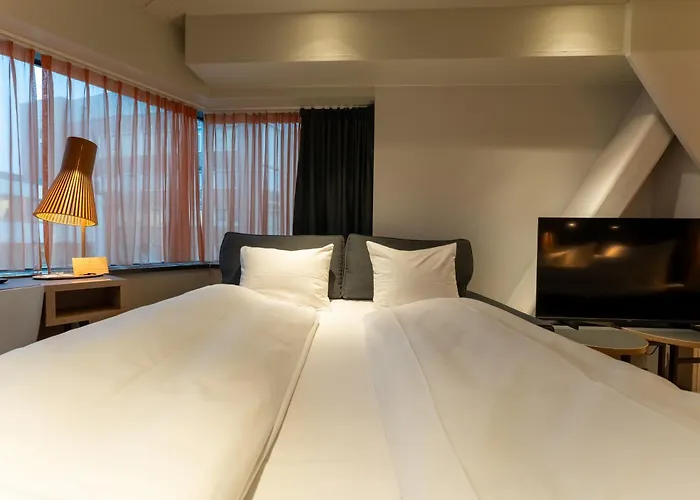 Clarion Hotel The Edge
