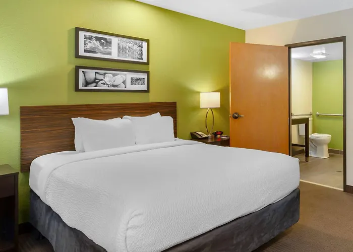 Sleep Inn & Suites Cross Lanes - South Charleston