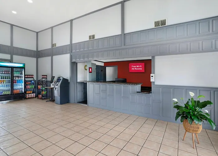 Red Roof Inn Nacogdoches